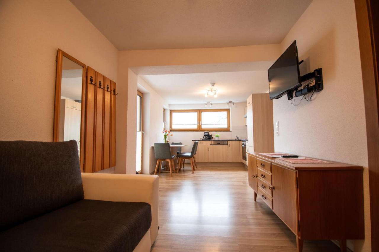 Appartement Haus Raggl à Landeck Extérieur photo