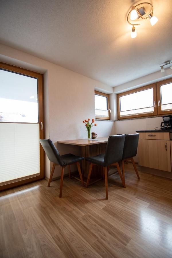 Appartement Haus Raggl à Landeck Extérieur photo